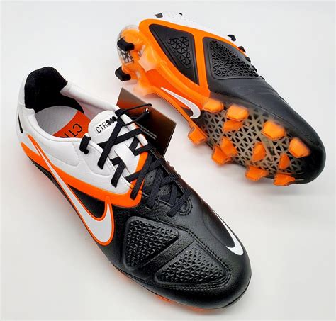 Nike CTR360 Maestri II FG Boots 